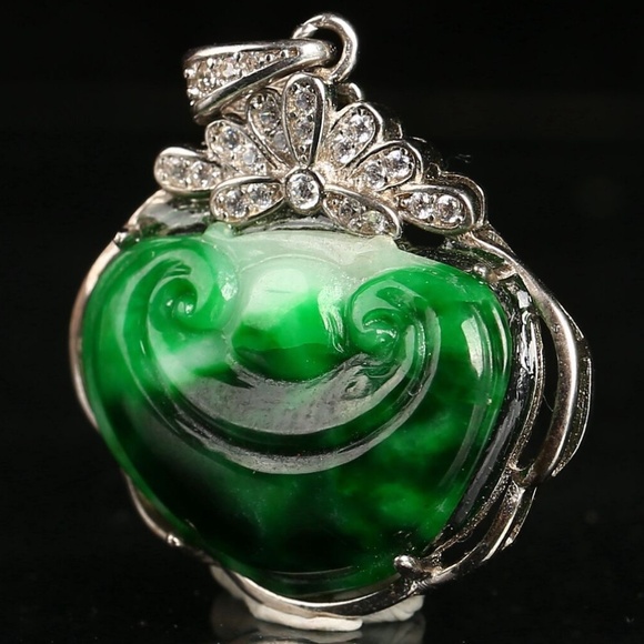 925 Silver Cert'd Natural Green Grade A Jadeite Jade Pendant RuYi 如意 - Picture 6 of 11
